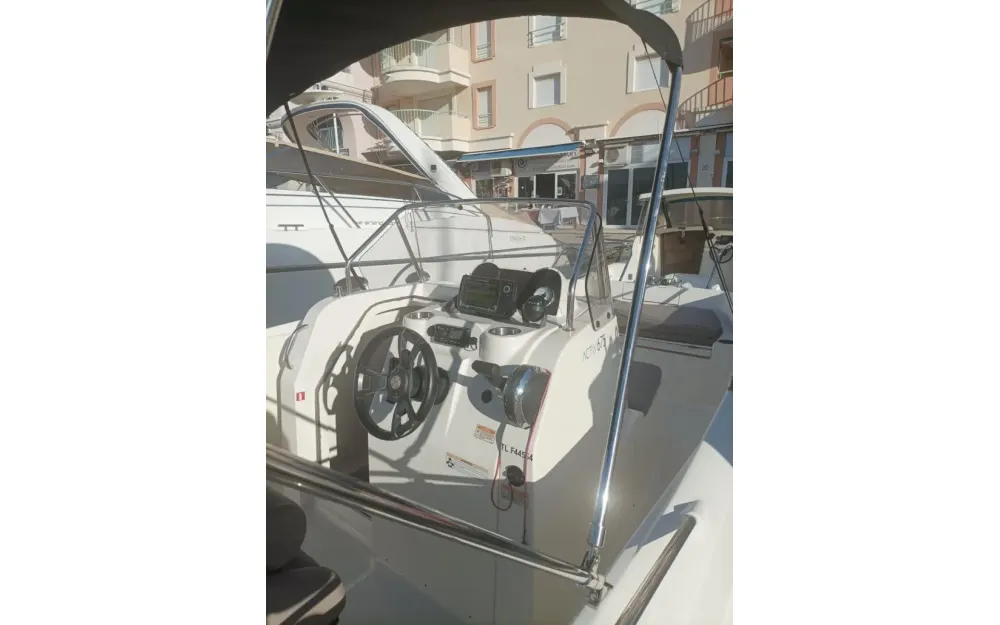 slider 20 Quicksilver  675Open Smart Pack