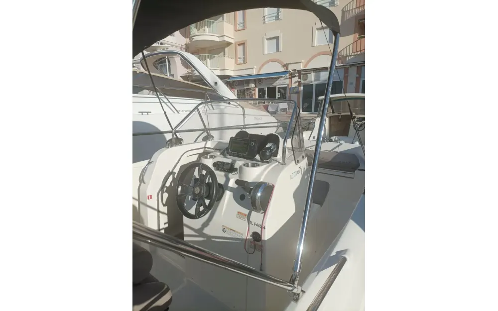 slider 6 Quicksilver  675Open Smart Pack