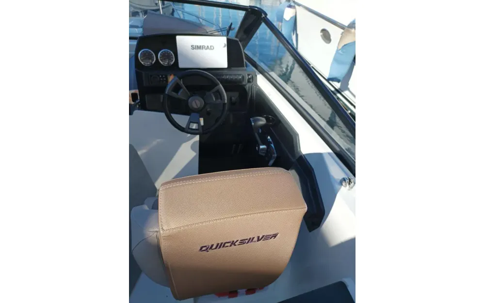 slider 14 Quicksilver  675Cruiser