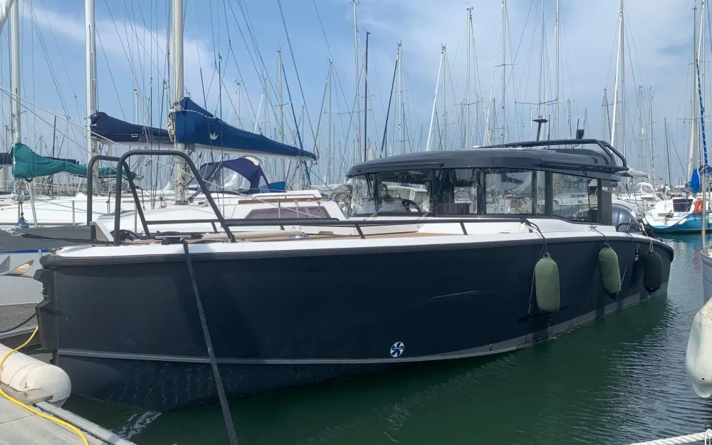 XO BoatsXO 270 RS Cabin