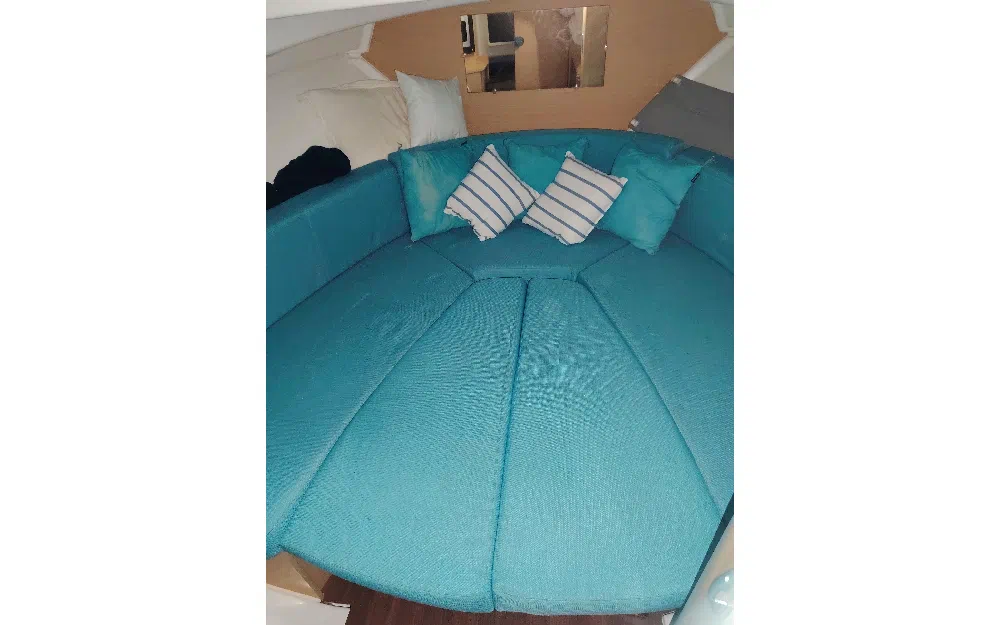 slider 4 Beneteau Flyer 850 Sun Deck Miami