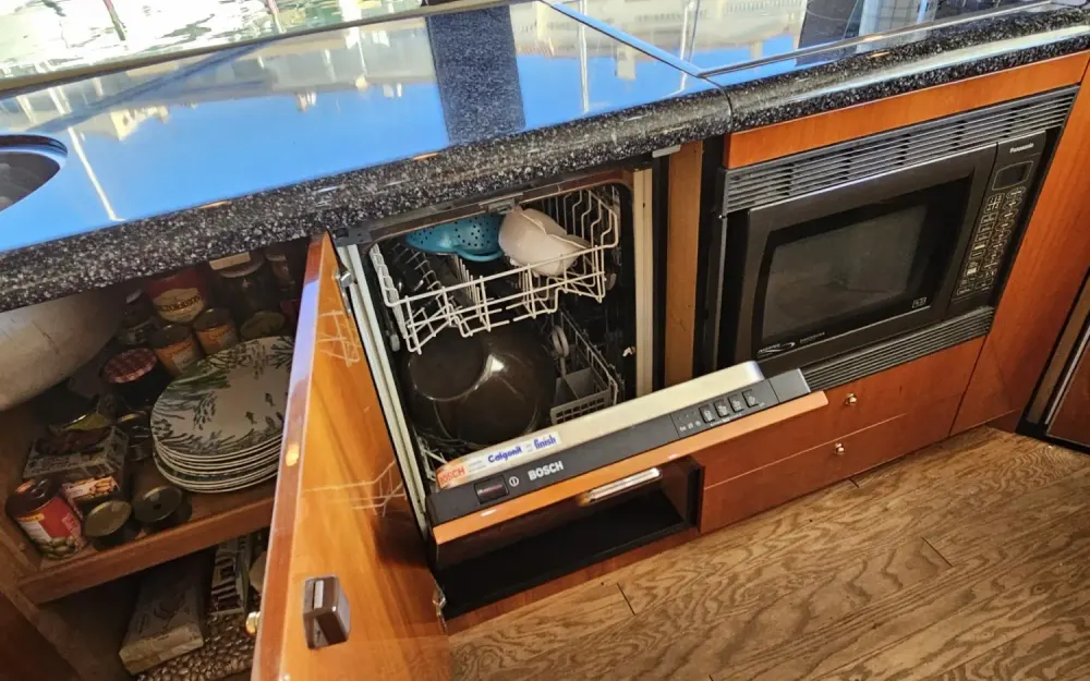 slider 23 Sunseeker Manhattan 74
