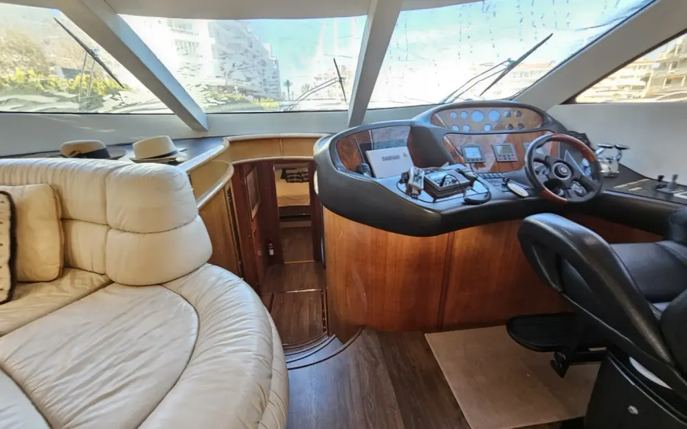 slider 26 Sunseeker Manhattan 74
