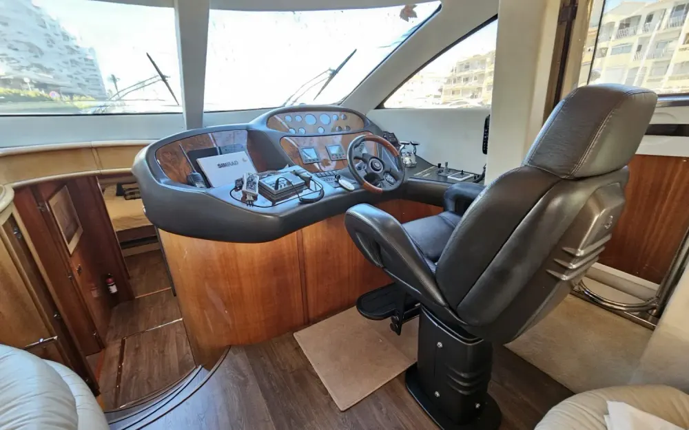 slider 28 Sunseeker Manhattan 74