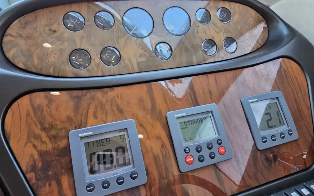 slider 31 Sunseeker Manhattan 74