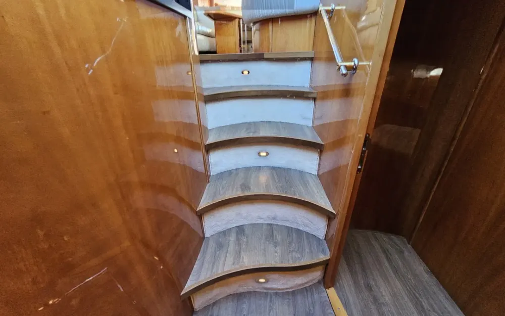 slider 43 Sunseeker Manhattan 74
