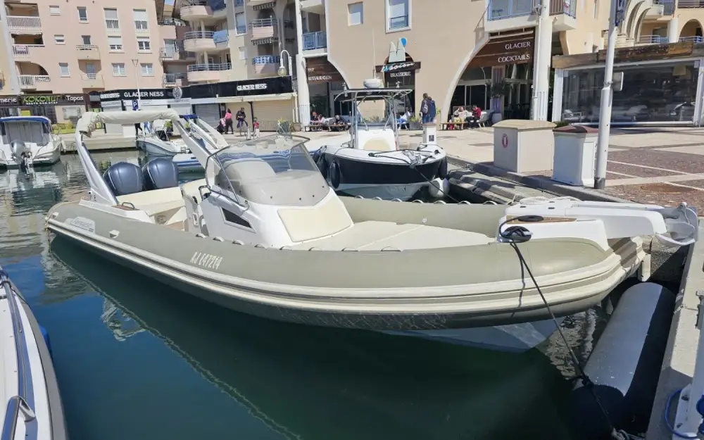 slider 21 Capelli Tempest 1000