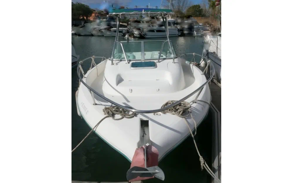 slider 0 Jeanneau Cap Camarat 725