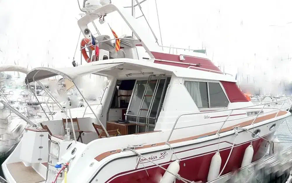 Gib SeaJamaica 38 Fly