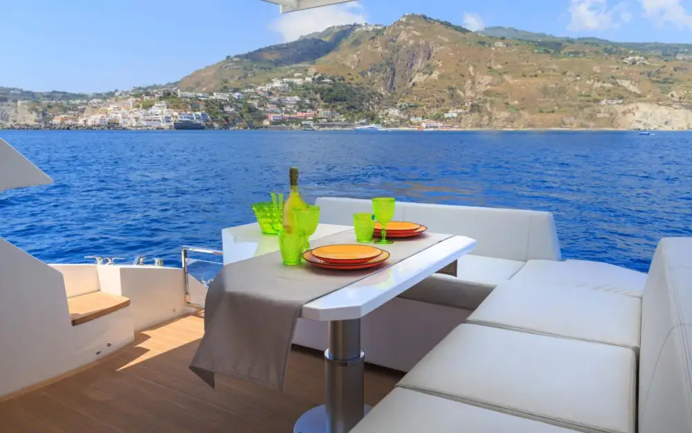 slider 7 Rio Yachts Sport Coupe 44