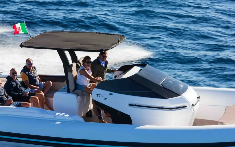 slider 1 Rio Yachts INAGUA 36 - null