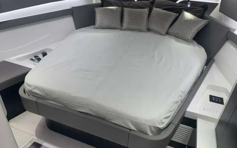 slider 8 Canados GLADIATOR 431 WA