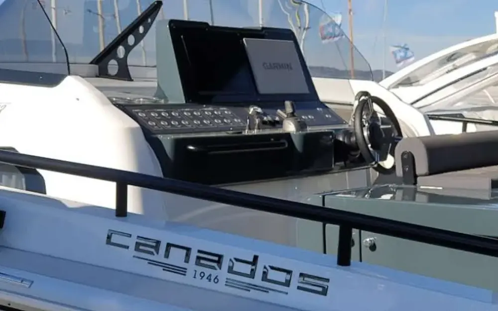 slider 2 Canados GLADIATOR 431 WA