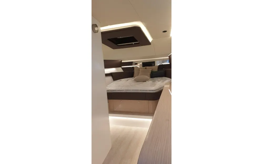 slider 10 Canados   Gladiator 493 Grand