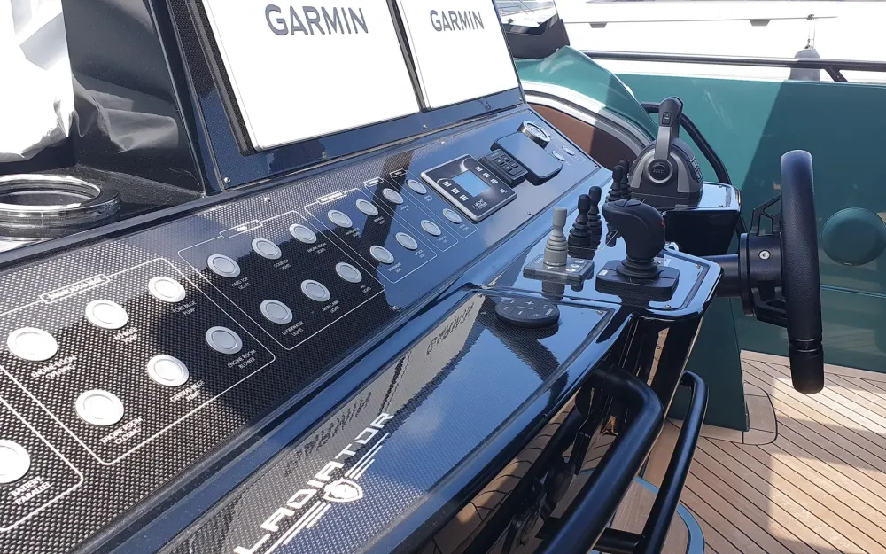 slider 16 Canados   Gladiator 493 Grand