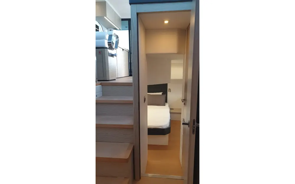 slider 15 Rio Yachts Sport Coupe 44