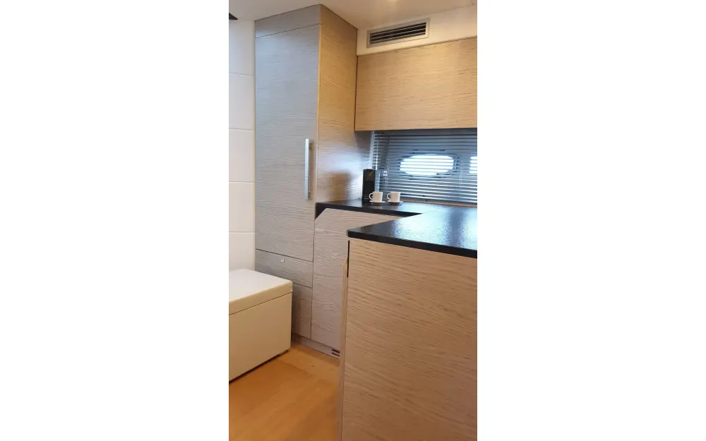 slider 16 Rio Yachts Sport Coupe 44