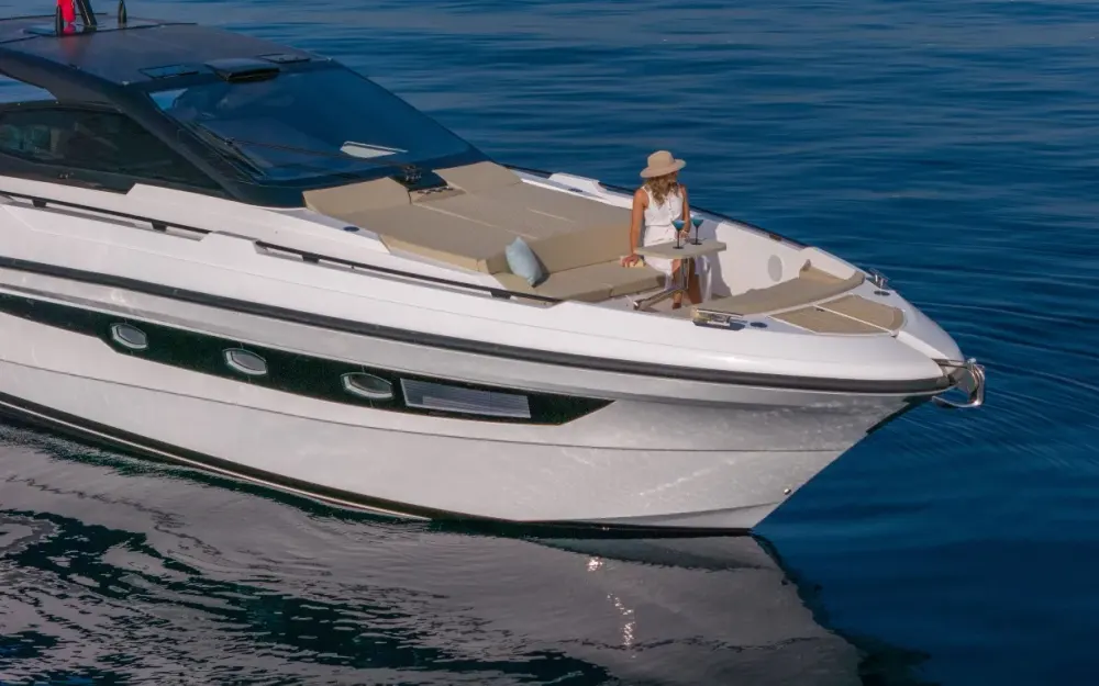 slider 8 Rio Yachts Le Mans 50