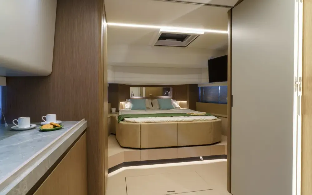 slider 12 Rio Yachts Le Mans 50