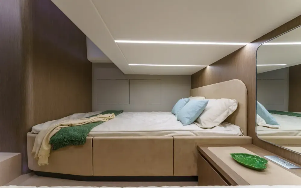 slider 14 Rio Yachts Le Mans 50