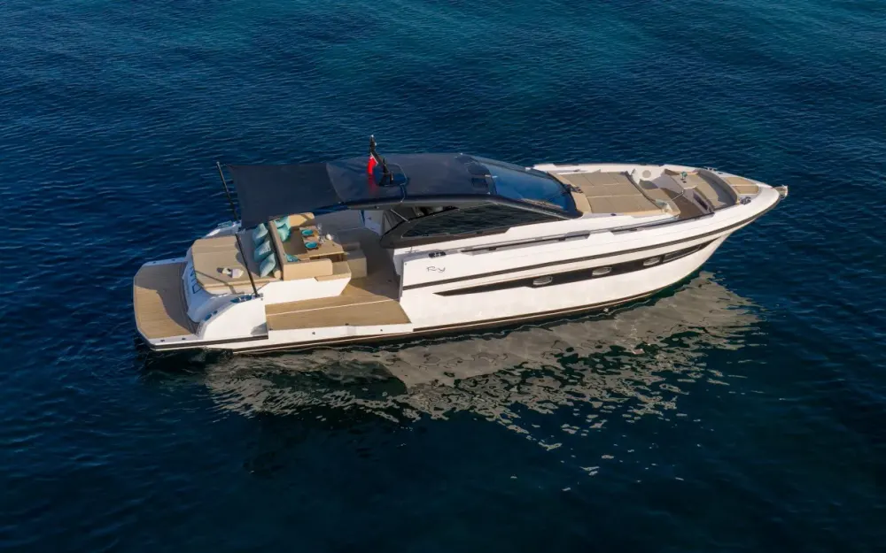 slider 15 Rio Yachts Le Mans 50