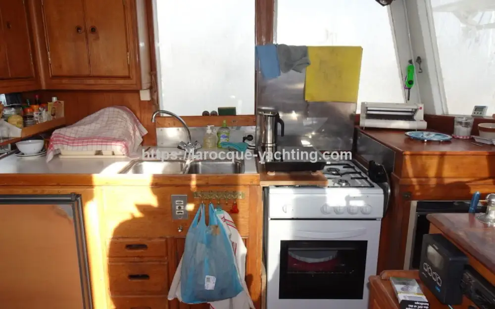 slider 21 American Marine Grand Banks 42 Classic