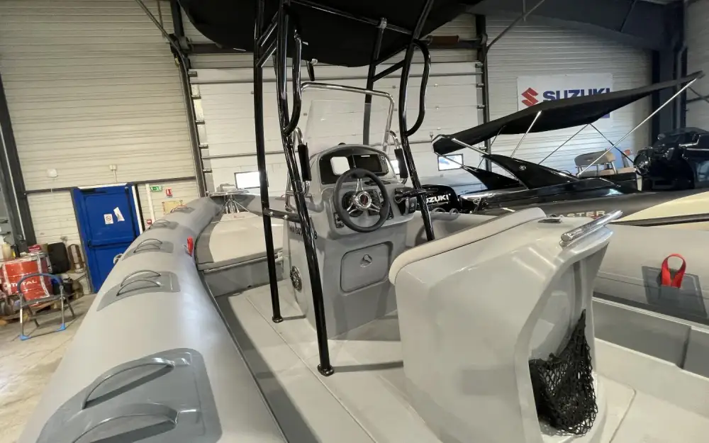 slider 4 Marshall M6 Touring Edition Suzuki Master Fishing