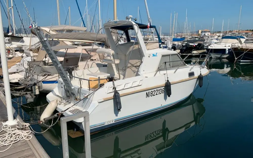 Sea RoverSea Rover 7600