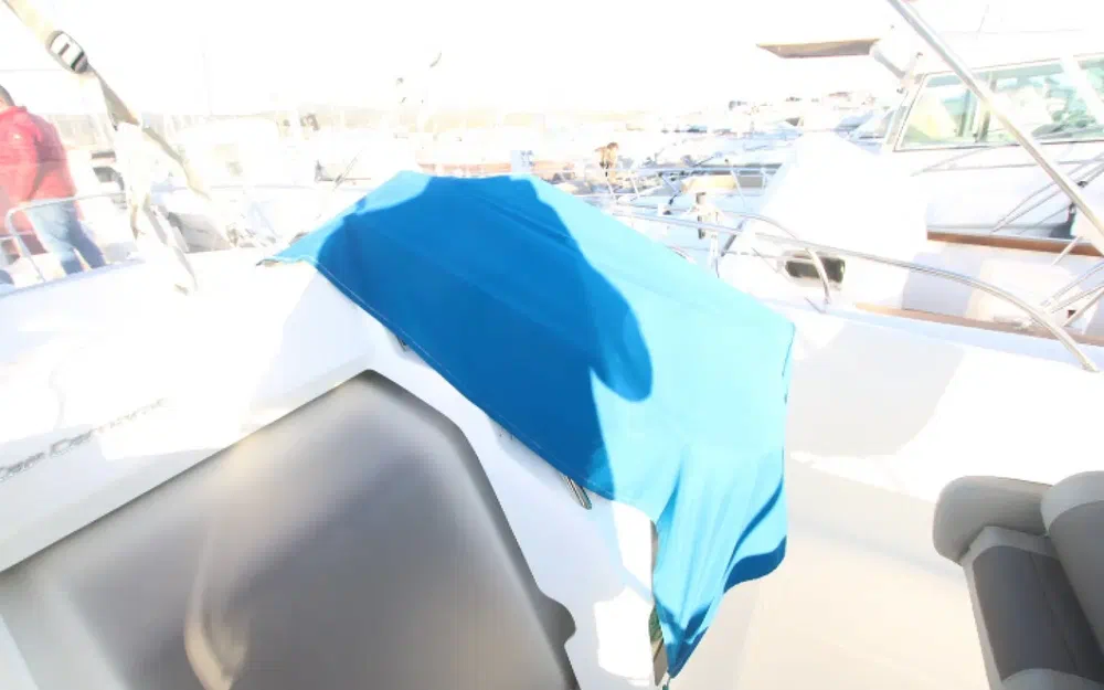 slider 9 Jeanneau Cap Camarat 7.5 CC