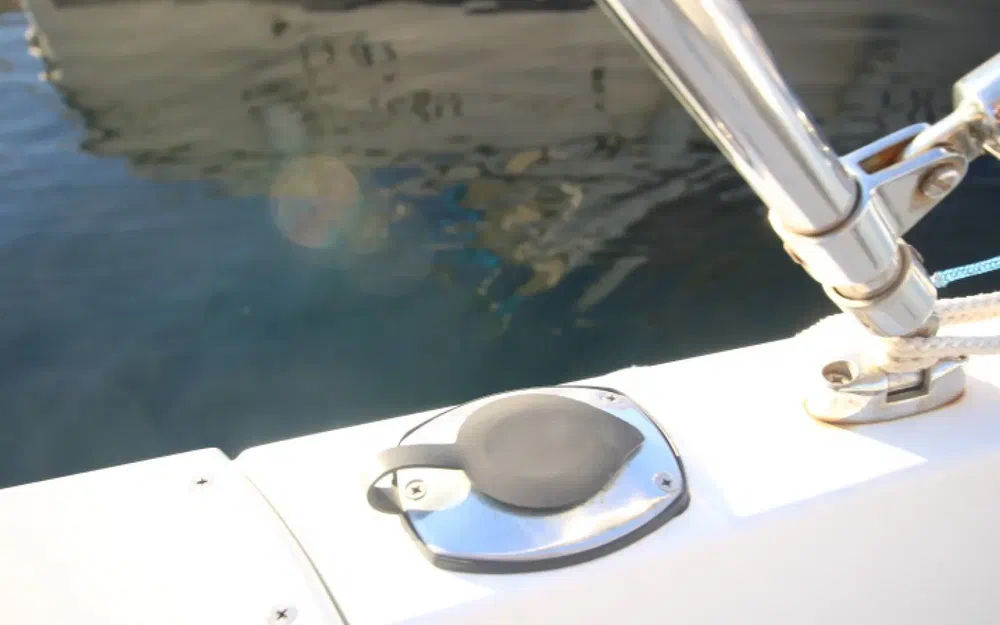 slider 18 Jeanneau Cap Camarat 7.5 CC