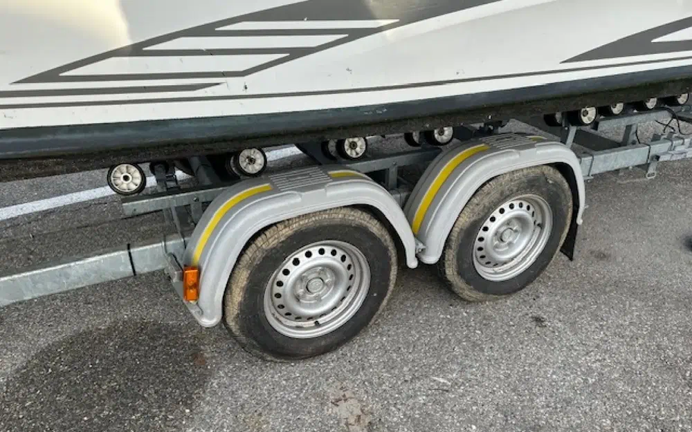 slider 27 Jeanneau Cap Camarat 7.5 CC