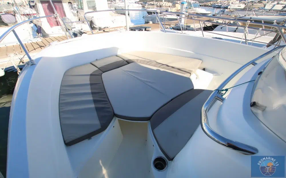 slider 7 Jeanneau Cap Camarat 7.5 CC