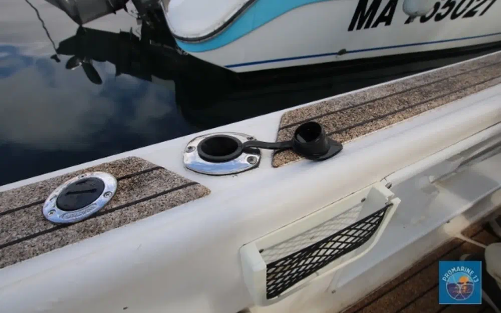 slider 20 Kelt White Shark 215