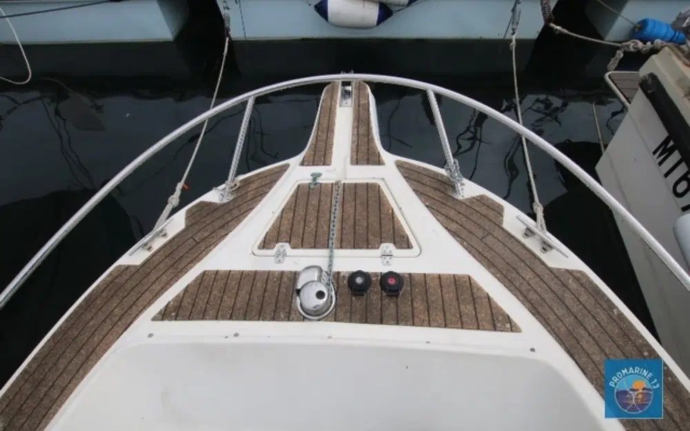 slider 6 Kelt White Shark 215