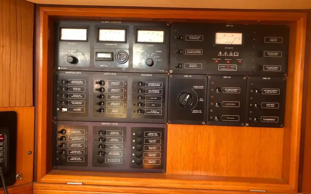 slider 24 Jeanneau Sun Odyssey 52.2