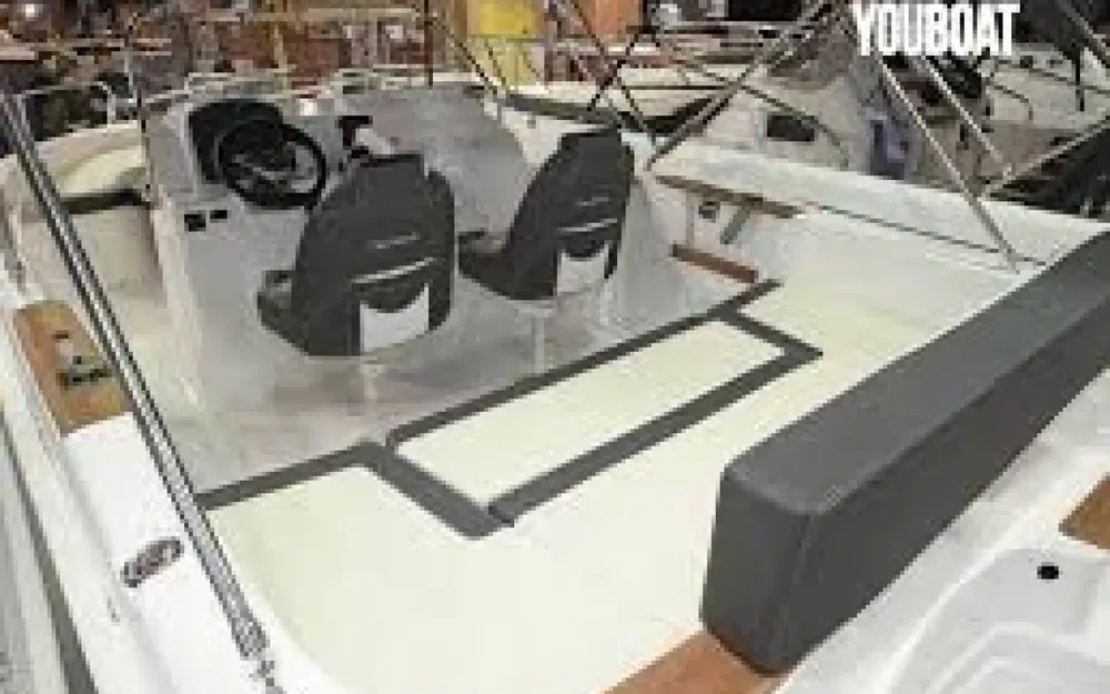 slider 2 B2 Marine Cap Ferret 652