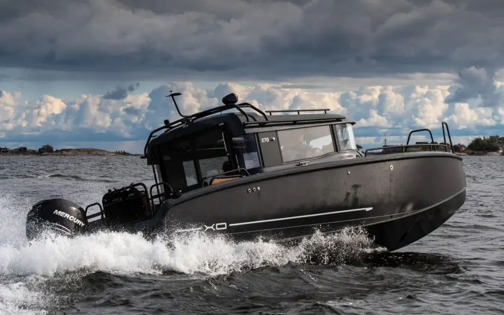 XO BoatsExplr 10 Sport +
