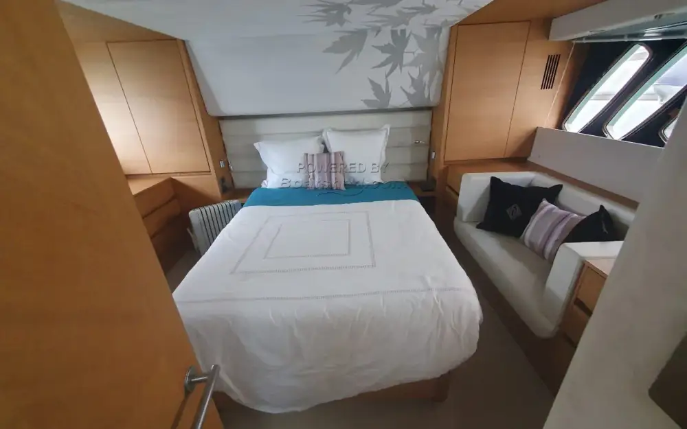 slider 9 Sealine  T 60 Aura