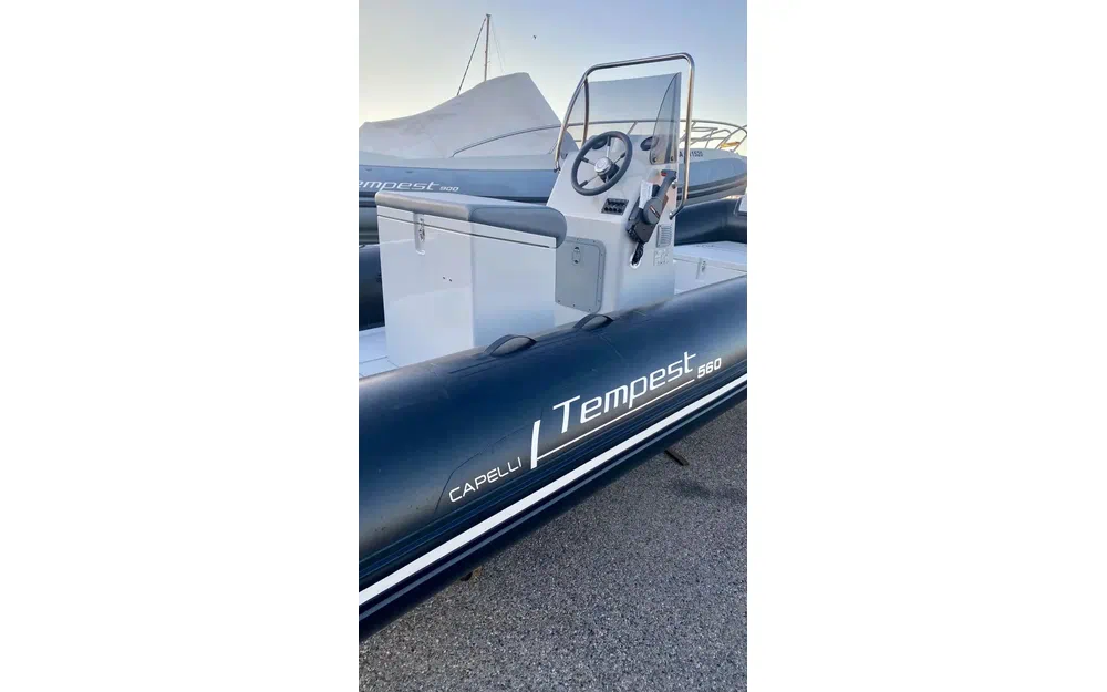 slider 2 Capelli Tempest 560