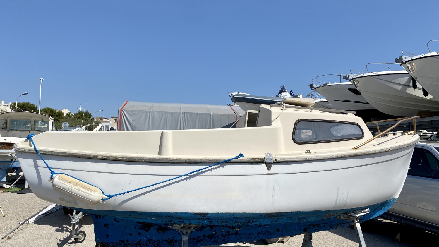 slider 0 Beneteau Capelan