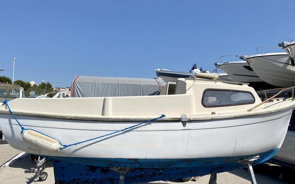 slider 0 Beneteau Capelan