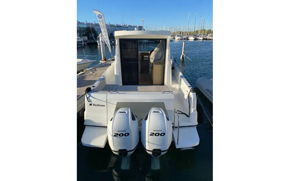 slider 2 Rodman  890 Ventura