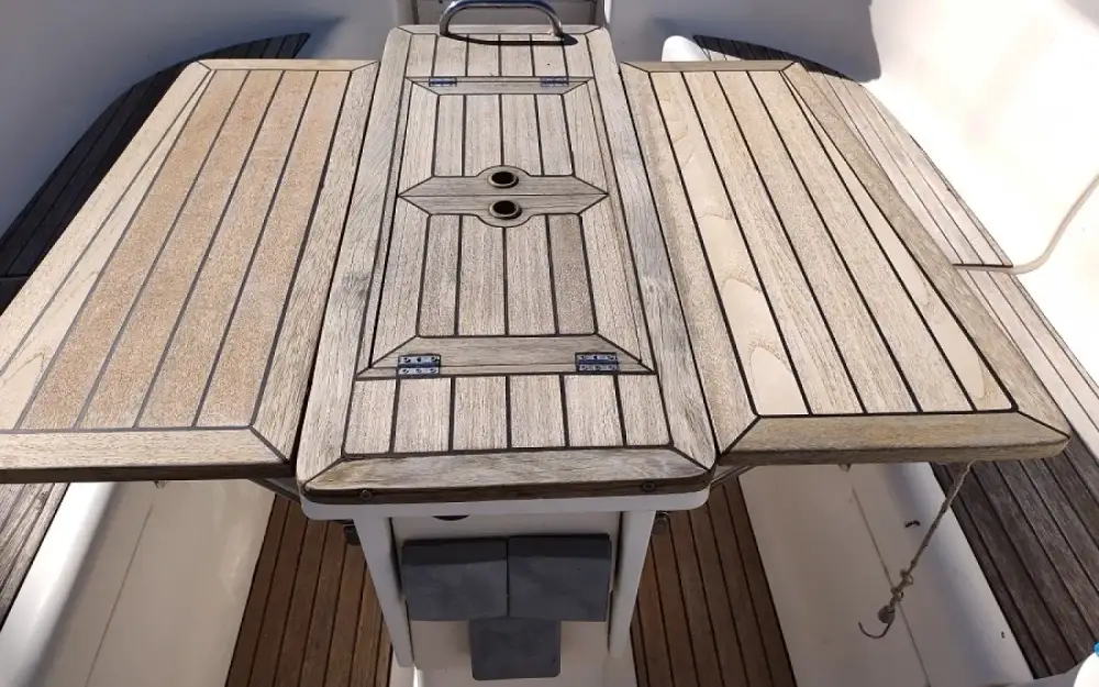 slider 5 Bavaria  42 Cruiser