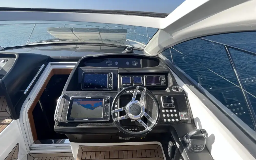 slider 6 Sunseeker San Remo 485