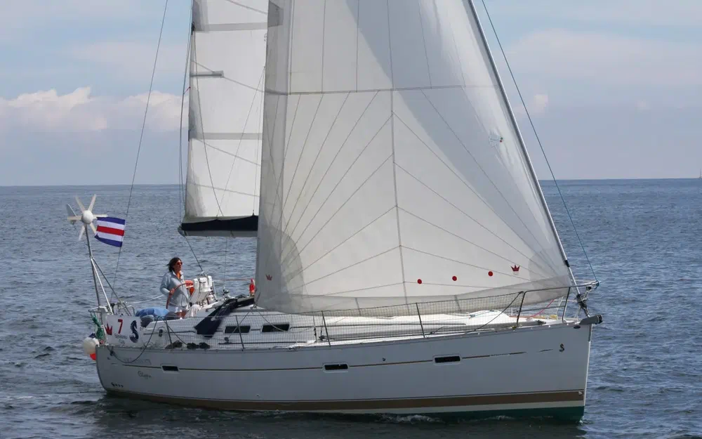 slider 9 Beneteau Oceanis 373 Clipper