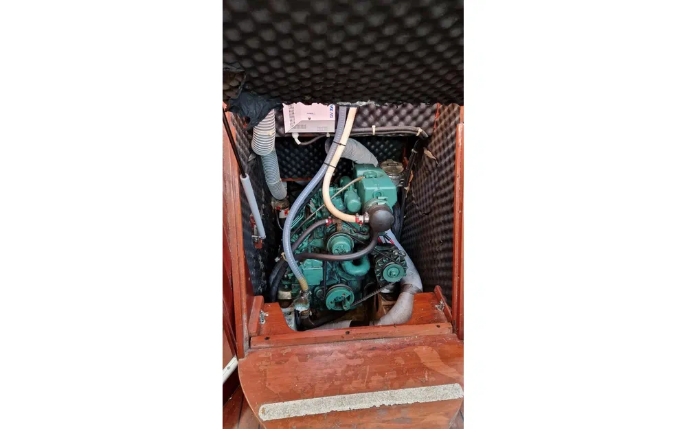 slider 8 Beneteau Oceanis 373 Clipper