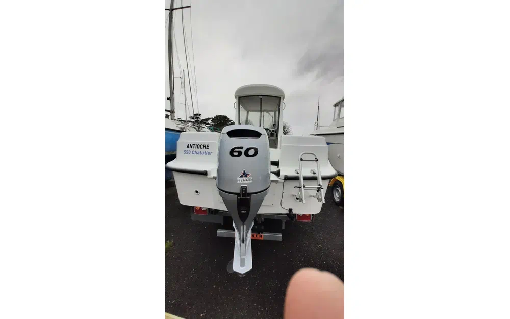 slider 1 Guymarine Antioche 550 Chalutier
