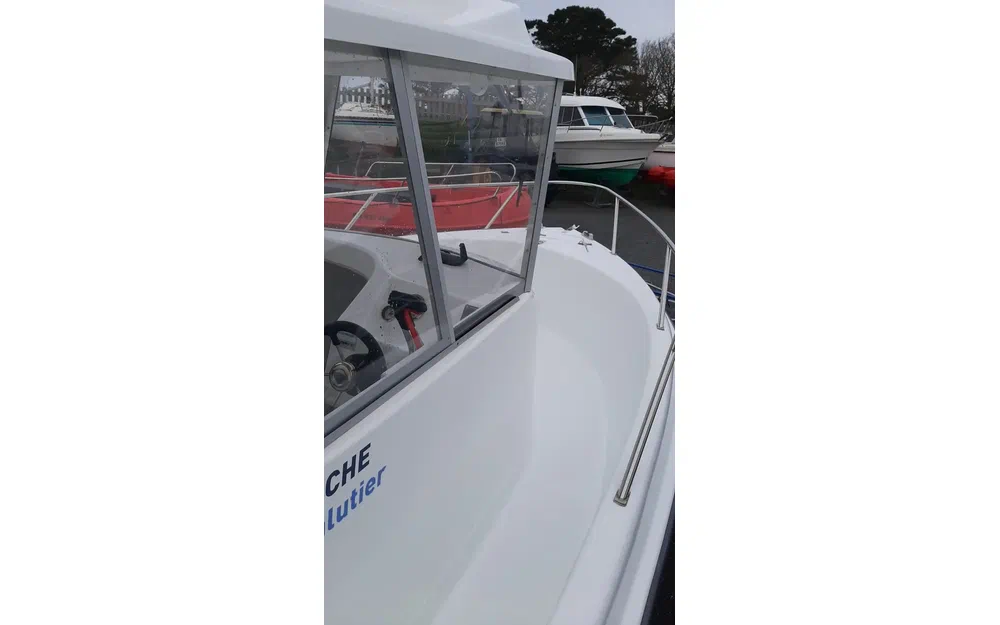 slider 8 Guymarine Antioche 550 Chalutier