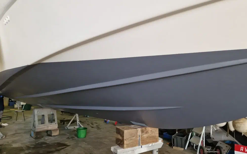 slider 4 Sealine Ambassador 290