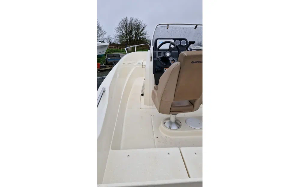 slider 4 Quicksilver Activ 555 Open